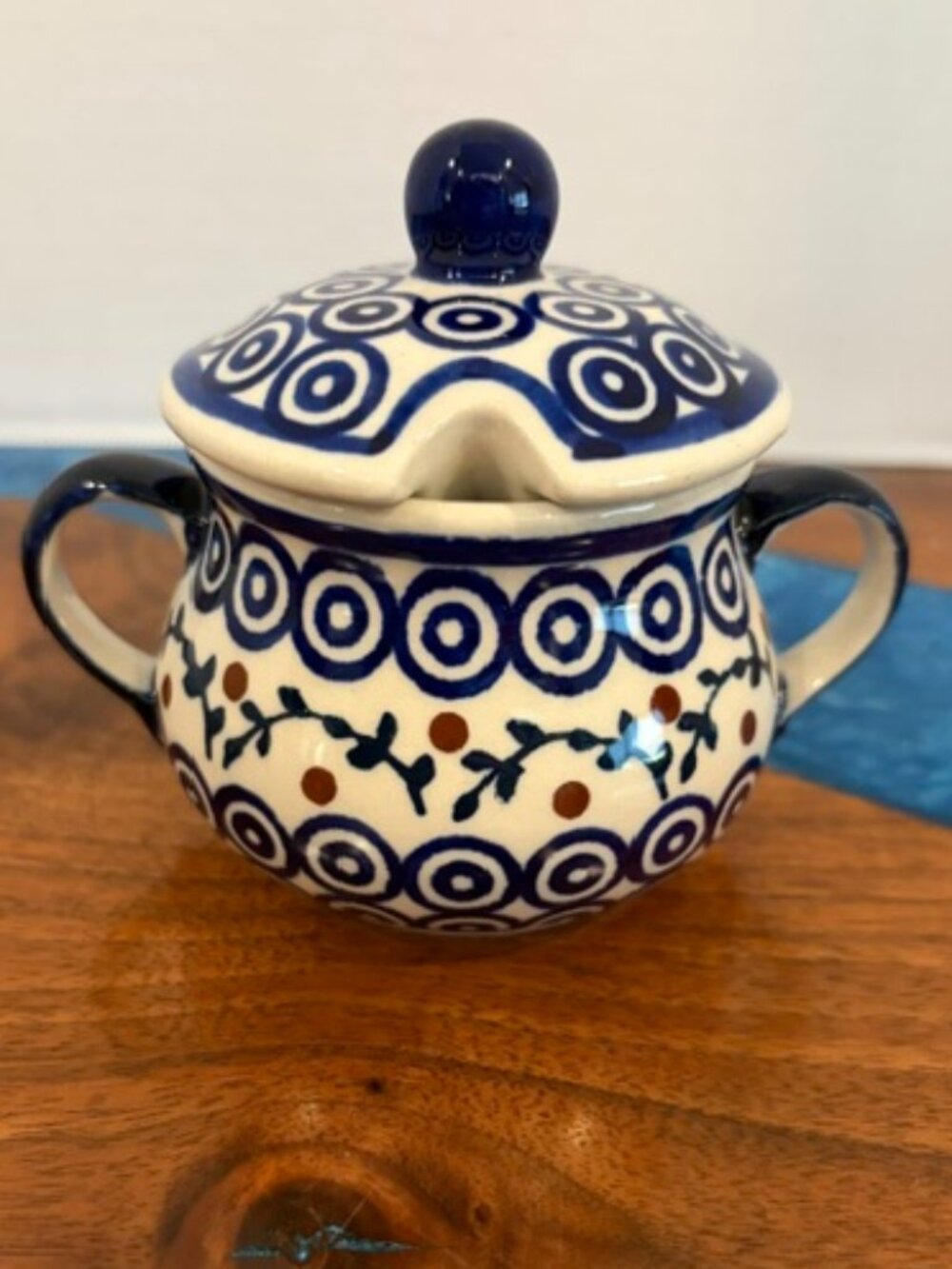 Manufaktura Polish Pottery Peacock Eye Floral Berry Vine Sugar Bowl